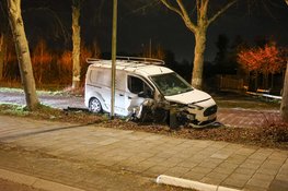 Bedrijfsbusje total loss na eenzijdig ongeval
