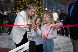 Tennis- en padelvereniging De Kuil in Huizen opent twee nieuwe padelbanen en versterkt samenspel tussen tennis en padel