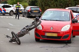 Brommerrijder gewond na aanrijding in Hilversum