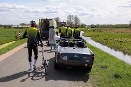 Wielrenner gewond na aanrijding met auto