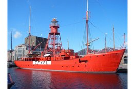 25, 26 en 27 April 10 jarig jubileum Radio Seabreeze vanaf het lichtschip Texel Den Helder