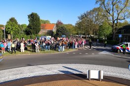 Grote opkomst bij demonstratie Loosdrecht