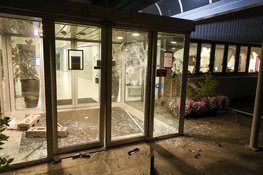 Minderjarige aangehouden voor eerdere vernielingen aan gemeentehuis Loosdrecht