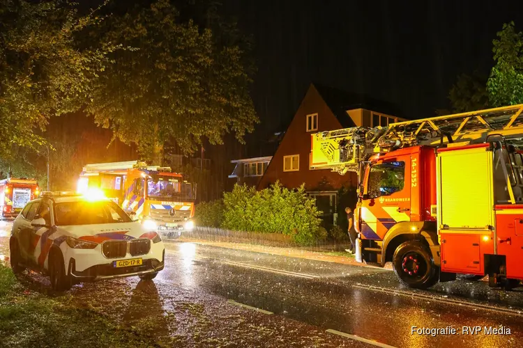 Blikseminslag veroorzaakt brand in meterkast in Huizen