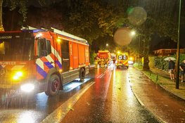 Blikseminslag veroorzaakt brand in meterkast in Huizen