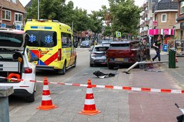 Veel schade bij ongeluk Huizerweg in Bussum