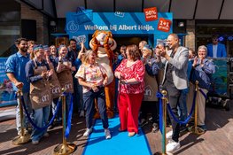 Bekende gezichten en gezellige drukte bij vernieuwde Albert Heijn Lindenlaan