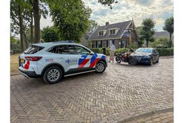 Botsing tussen motorrijder en auto in Blaricum