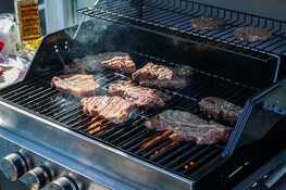 Buiten eten in het Gooi: waarom bbq-catering steeds populairder wordt