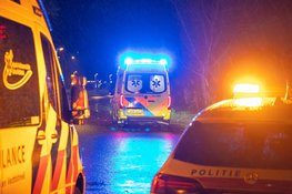 Fietser ernstig gewond na frontale botsing in Huizen