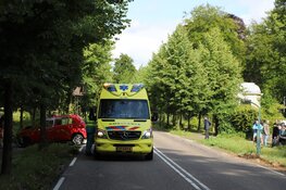 Auto total loss na botsing met motor