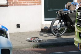 Zwangere vrouw aangereden, veroorzaker rijdt door