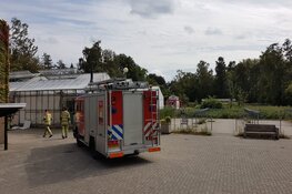 Brand in leegstaand schoolgebouw in Naarden