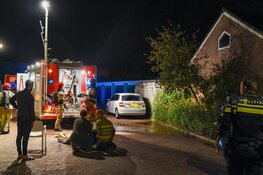 Man uit brandende woning gered