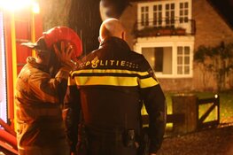 Brand in vrijstaande woning Blaricum: bewoonster naar ziekenhuis