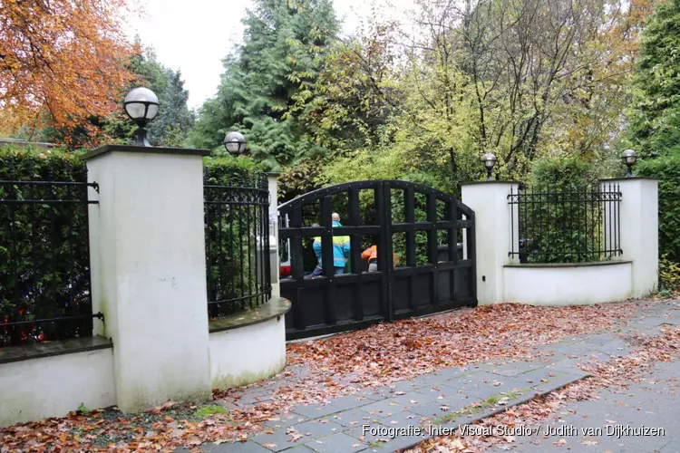 Grote hennepkwekerij opgerold in Bussumse villa, twee bewoners aangehouden