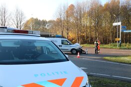 Auto totall loss na botsing in Naarden