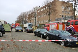 Bedrijf in Huizen ontruimd na lekken mogelijk gevaarlijke stof