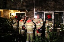 Water komt via de gevel naar beneden in Laren