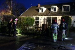 Heg in brand in Huizen