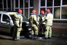 Auto brandt uit voor bedrijf in Bussum