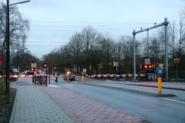Veel stremming en file door storing bij spoor Naarden