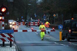 Veel stremming en file door storing bij spoor Naarden