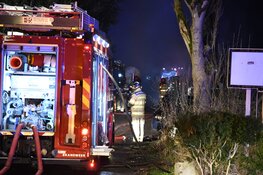 Uitslaande brand in stacaravan Loosdrecht