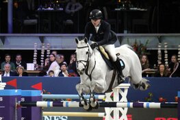 Marc Houtzager wint Jumping Amsterdam voor tweede keer