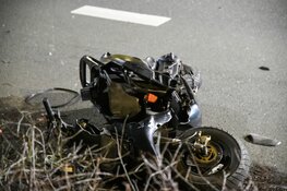 Scooterrijder zwaargewond na ongeval in Huizen