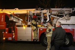Eerste stormmeldingen in Huizen: zonneschermen kapot