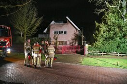 Twee woningen ontruimd bij brand in Laren