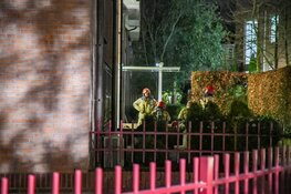 Twee woningen ontruimd bij brand in Laren