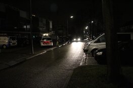 Gewonde bij steekpartij in woning in Huizen