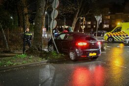 Twee auto&#39;s total loss bij flinke aanrijding in Hilversum