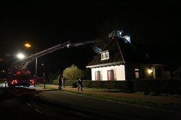 Schoorsteenbrand zorg voor verkeershinder in Huizen
