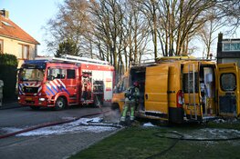 Werkbus uitgebrand door kortsluiting