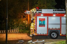 Brandweer komt met moeite bij schoorsteenbrand