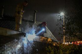 Dakbrandje snel onder controle
