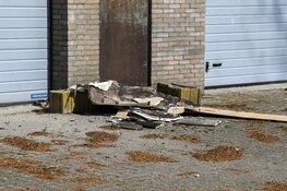 Bewoners nagekeken na brand in Weesp