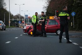 Gewonde bij botsing auto met motor