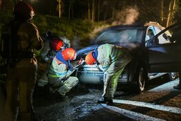 Auto uitgebrand in Muiderberg