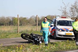 Gewonde bij ongeval op provinciale weg in Ankeveen