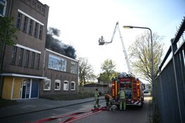 Grote brand in voormalige sigarenfabriek Hilversum