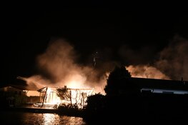 Brand op chaletpark Nederhorst den Berg ontstond door smeulende barbecue in tuin