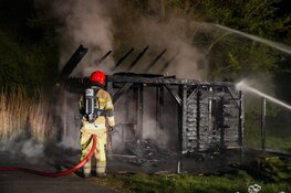 Twee branden in Naarden, vermoedelijk brandstichting