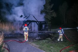 Twee branden in Naarden, vermoedelijk brandstichting
