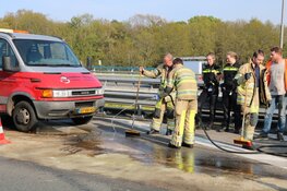 Werkauto verliest dieseltank aan Amersfoortsestraatweg