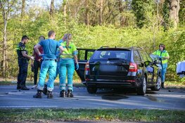 Persoon raakt bekneld bij botsing in Hilversum