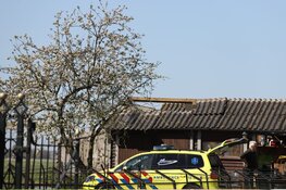 Persoon gewond na val door dak in Nederhorst den Berg